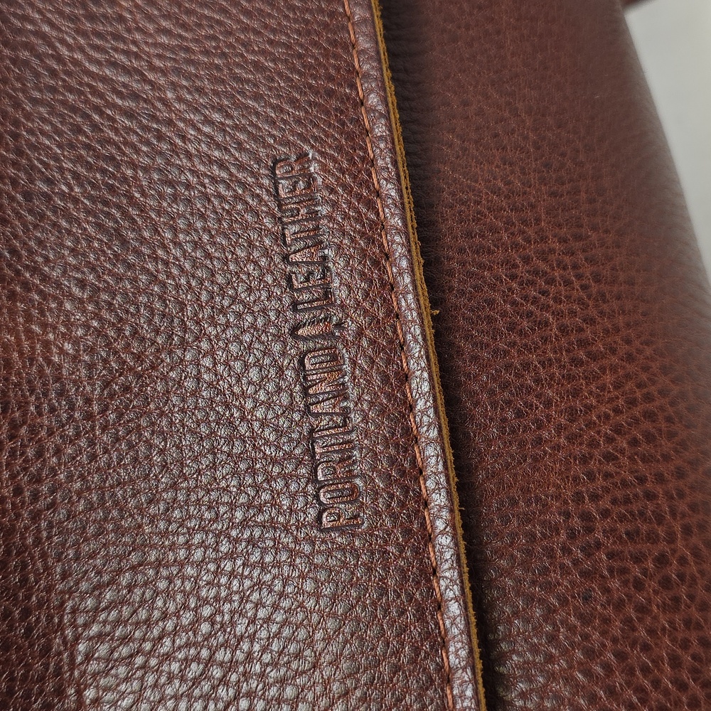 Portland Leather Goods Stylish Brown Leather Crossbody Bag - Picture 5 of 5